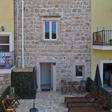 Apartament Timeless - Studio With Patio And City View *